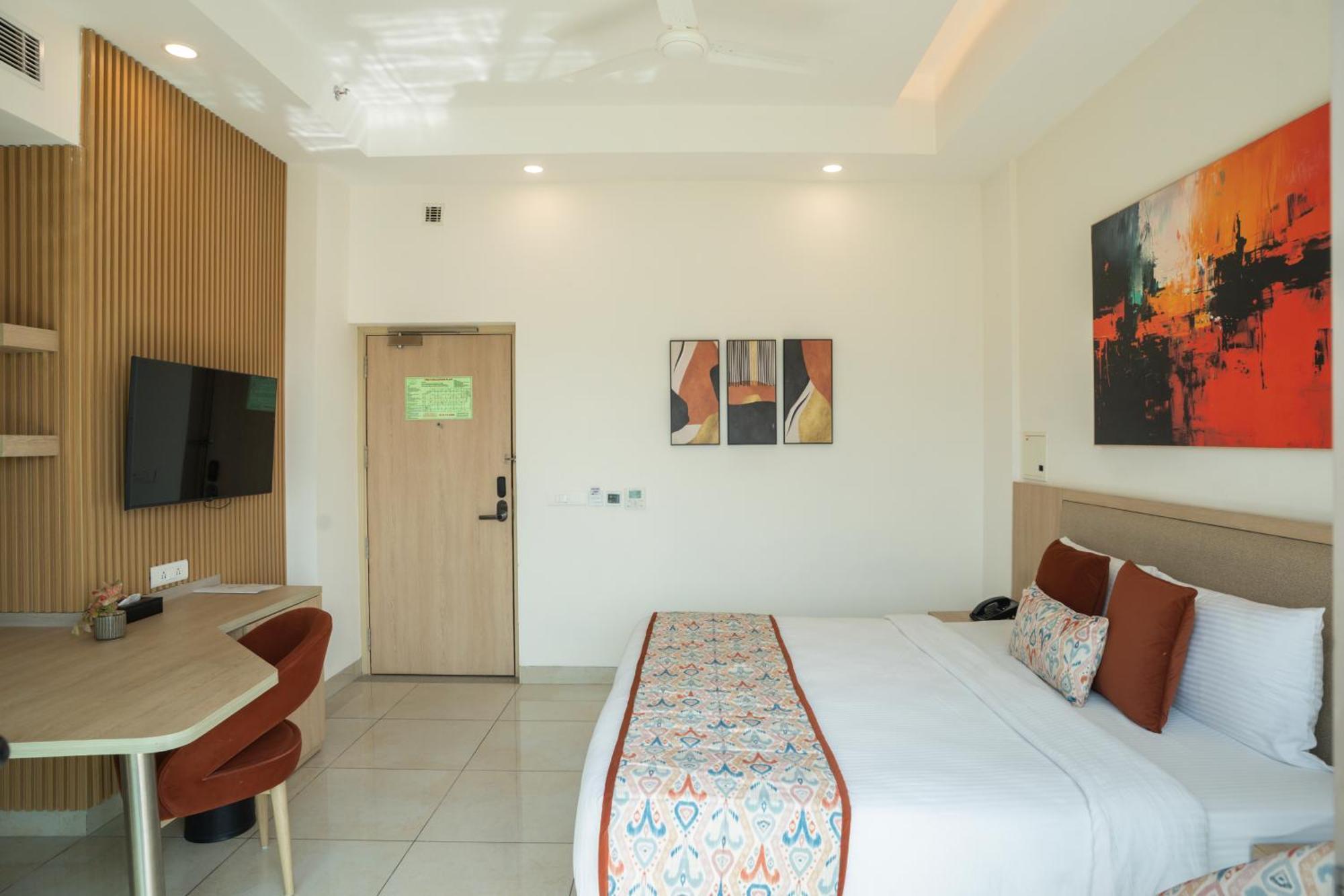 Ar Suites Klj Square Гургаон Экстерьер фото